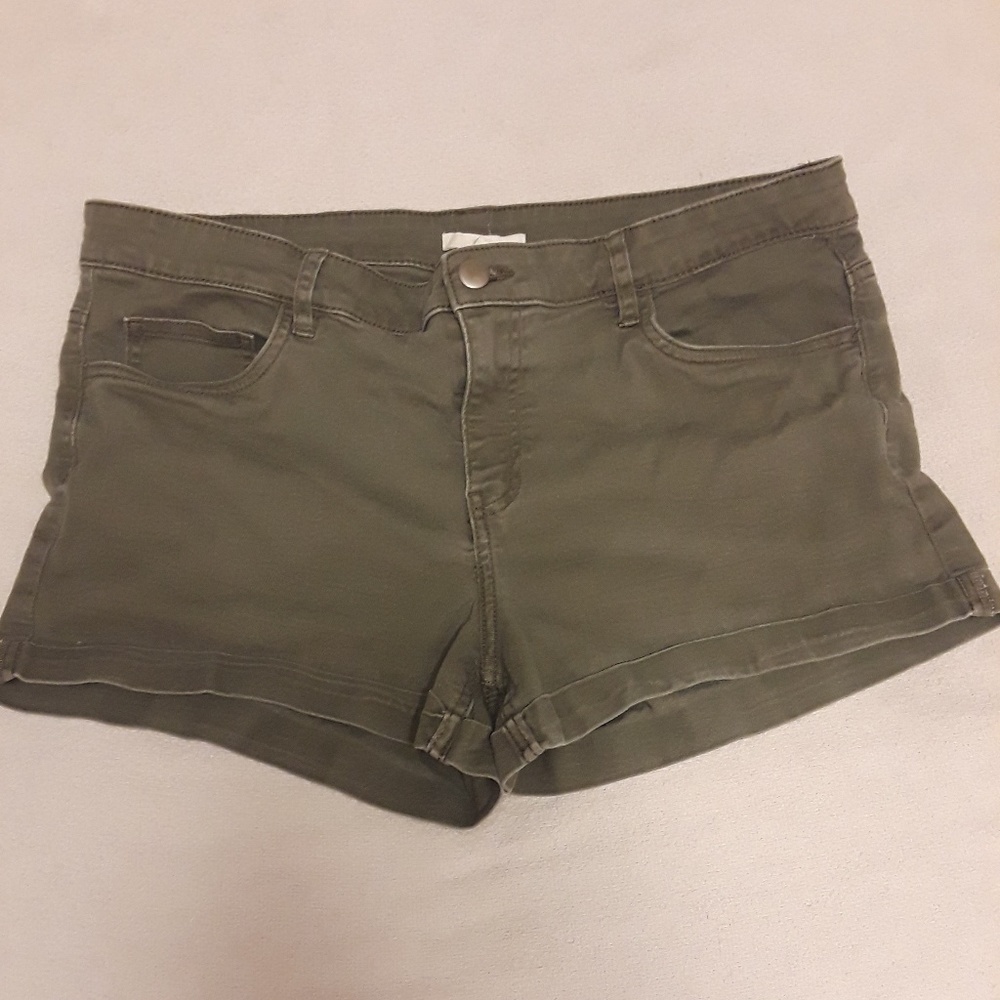 H&M shortsn Brand New